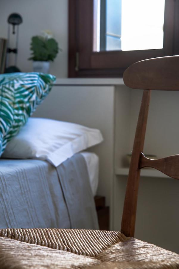 Appartamento Mansardina - 1 Min From Accademia - Duplex Stylish And Cosy Venezia