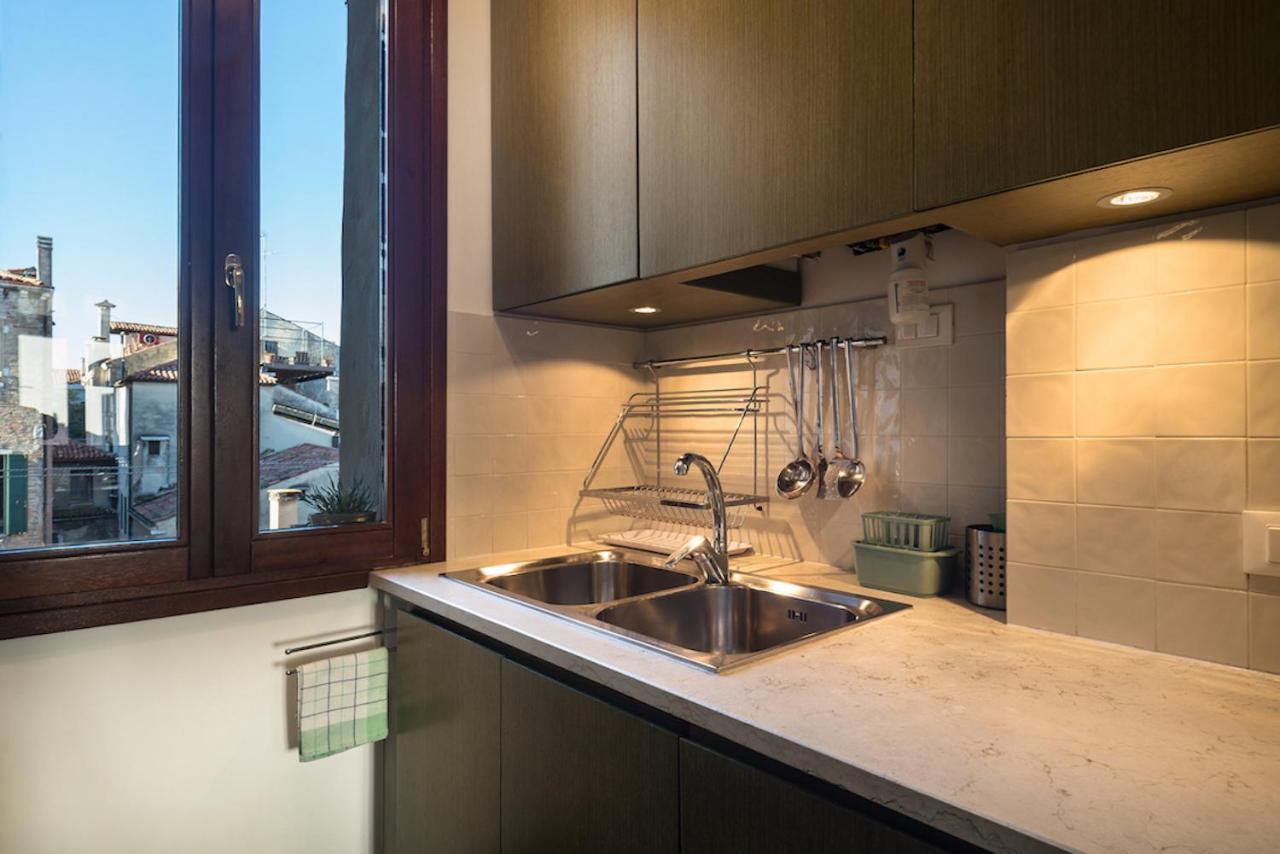 Apartamento Mansardina - 1 Min From Accademia - Duplex Stylish And Cosy Venecia